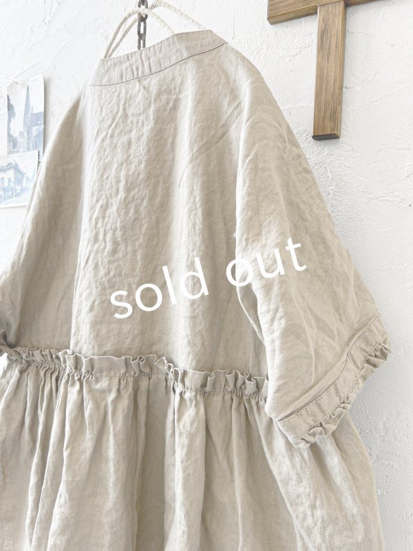 画像9: ubasoku/0931 ガーベラ刺繍のギャザープルオーバー・チャコール (9)