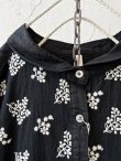 画像3: ubasoku/0957 かすみそう刺繍の丸衿ワンピース・黒 (3)