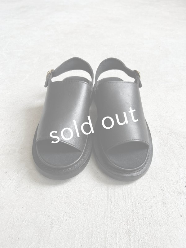 画像4: 【30%OFF SALE】Diu／本革メレーズサンダル・黒【Ｌ】 (4)