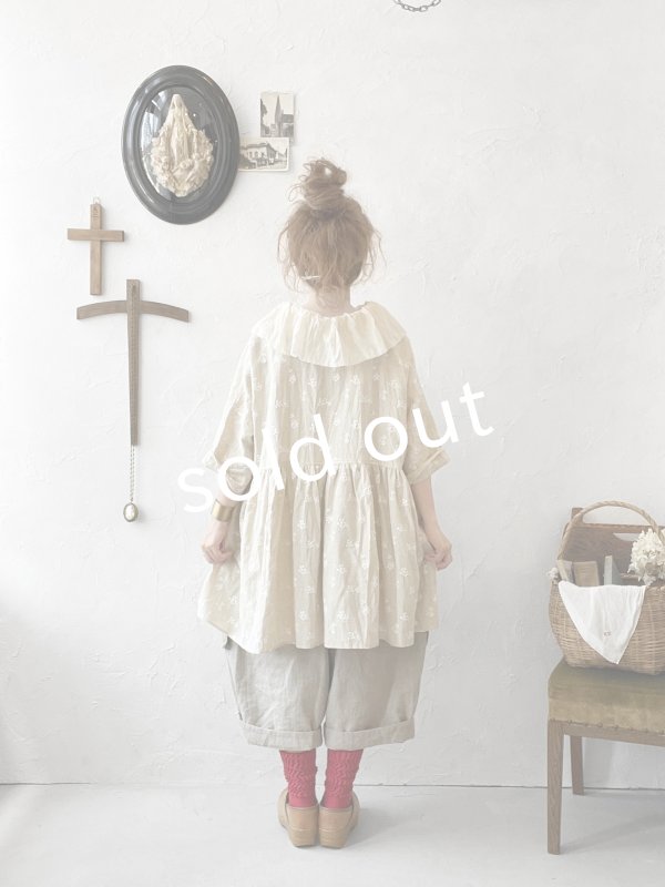 画像12: MARCHE' DE SOEUR／大きなラッフル襟のチュニック・ミルクに木の実ししゅう襟 (12)