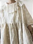 画像14: MARCHE' DE SOEUR／大きなラッフル襟のチュニック・野花ししゅうにミルク襟 (14)