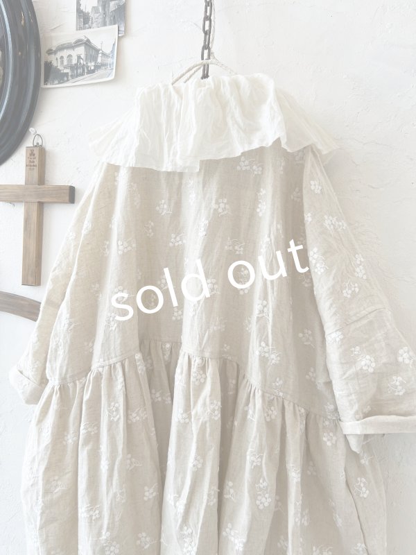 画像11: MARCHE' DE SOEUR／大きなラッフル襟のチュニック・木の実ししゅうにミルク襟 (11)