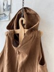 画像3: Libera&Capricciosa／フードリネンタンクトップ・ブラウン (3)