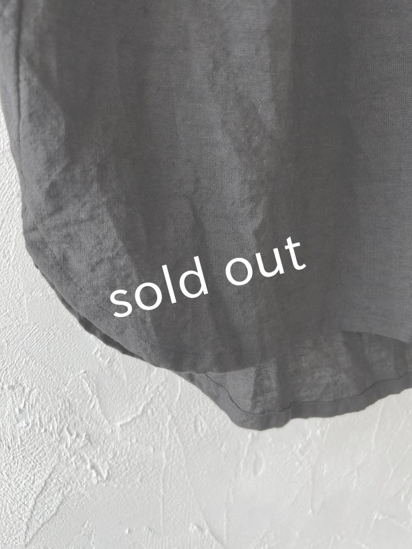 画像3: Libera&Capricciosa／フードリネンタンクトップ・黒 (3)