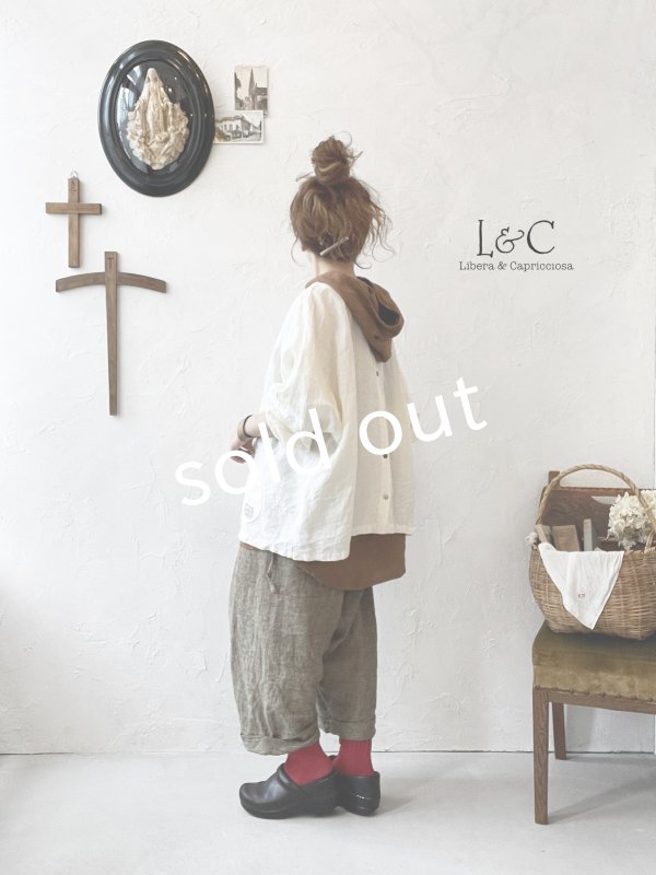 画像9: Libera&Capricciosa／フードリネンタンクトップ・黒 (9)