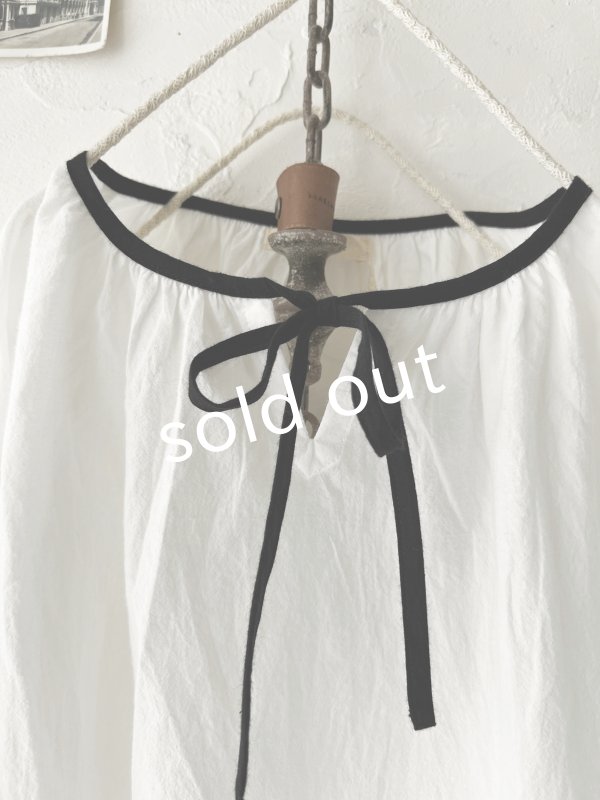 画像2: nous rendent heureux/配色パイピングブラウス・オフ (2)