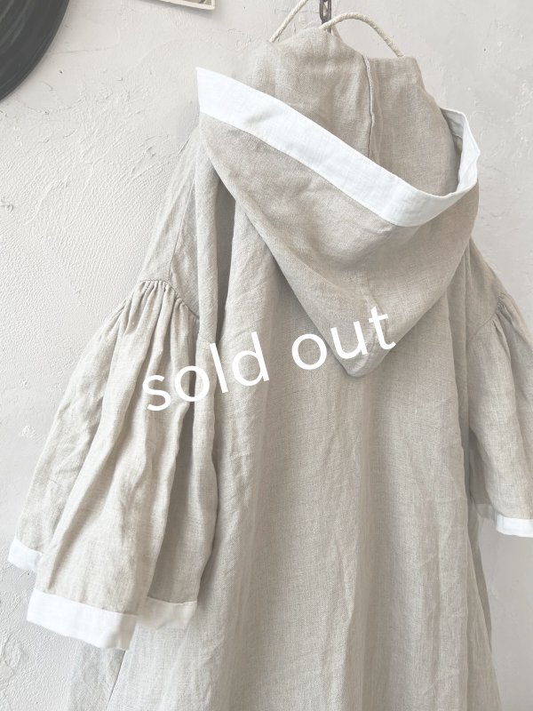 画像10: Avenue／フード付きリネンワンピース・生成りに白ライン (10)