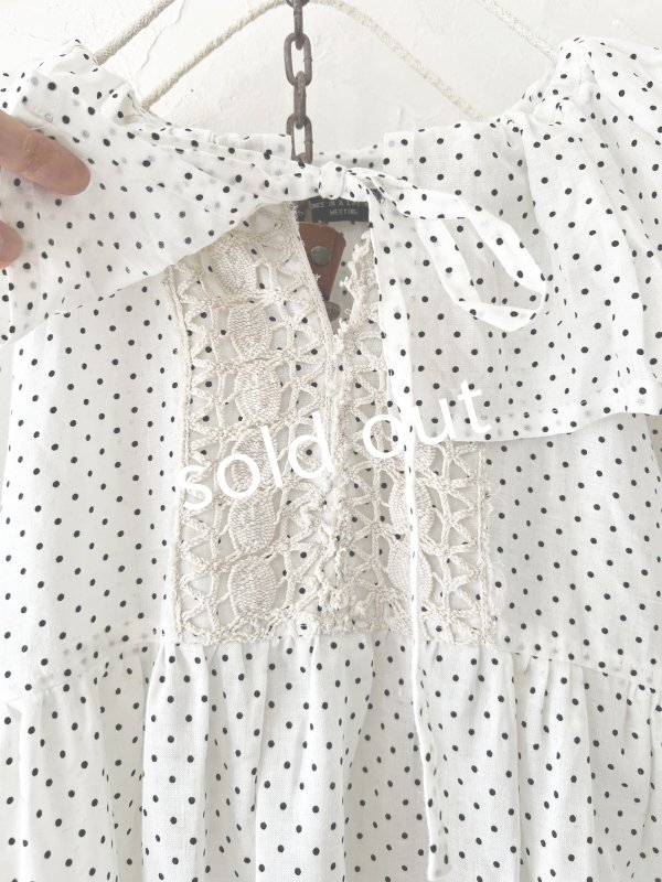 画像2: shizuka's【17】アンティークレースの ドットフリルワンピース・白 (2)