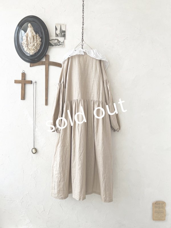 画像6: shizuka's【21】アンティークレースのボリューム袖ワンピース・濃ベージュ (6)