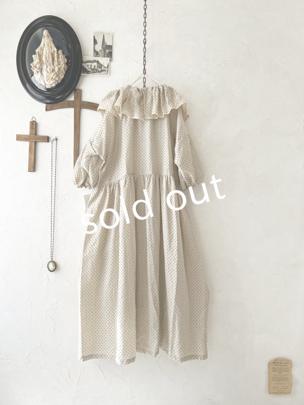画像4: shizuka's【18】アンティークレースの ドットフリルワンピース・ベージュA (4)