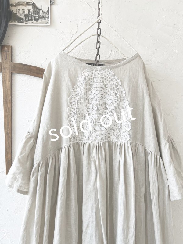 画像2: shizuka's【13】アンティークレースちょうちょ袖ワンピース・生成りA (2)