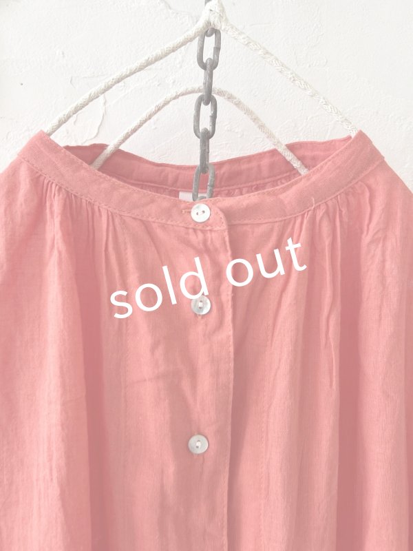 画像3: SO／コットンローンギャザーブラウス・レッド (3)