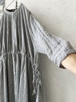 画像5: SO／ガーゼギャザーワンピース・杢グレー (5)