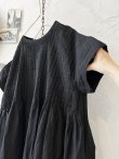 画像3: 08mab/リネン２wayピンタックワンピース・黒 (3)