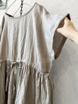 画像4: 08mab/リネンシャンブレーウエストリボンチュニック・ベージュ (4)