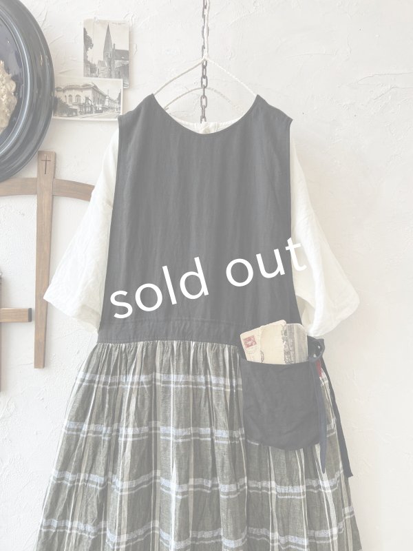 画像2: MARCHE' DE SOEUR／バッククロスワンピース・黒×グリーンチェック (2)