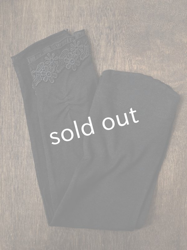 画像3: monami／コットンUVロングアームカバー・黒フリル (3)