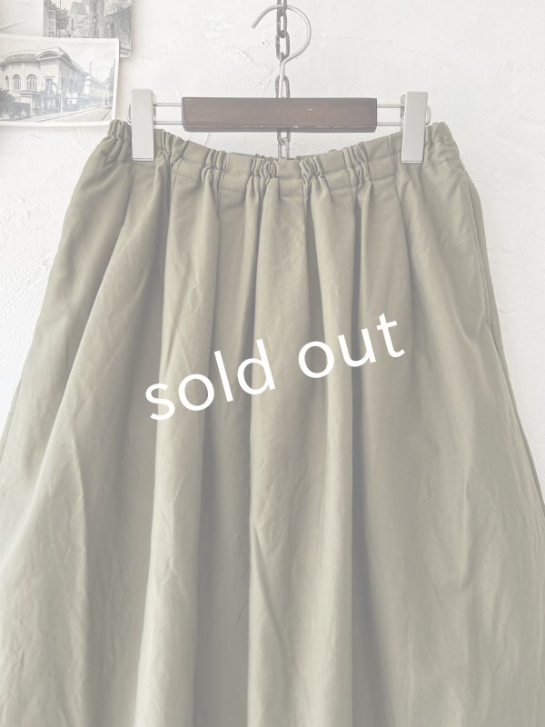 画像2: seasew.／702 タックスカート・カーキ (2)
