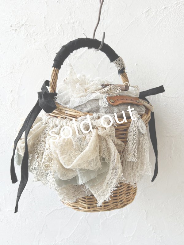 画像4: pollenbienco／アンティークレースと十字架のバスケット・B (4)