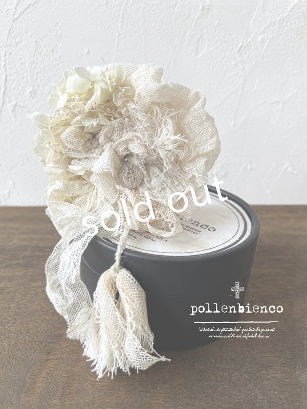 画像1: pollenbienco／アンティークレースのコサージュ・C (1)