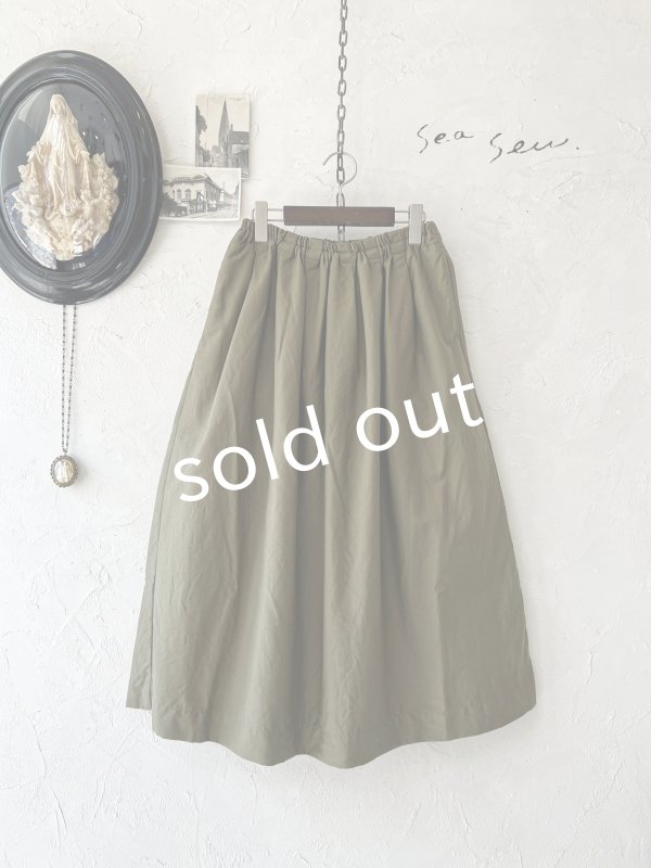 画像1: seasew.／702 タックスカート・カーキ (1)