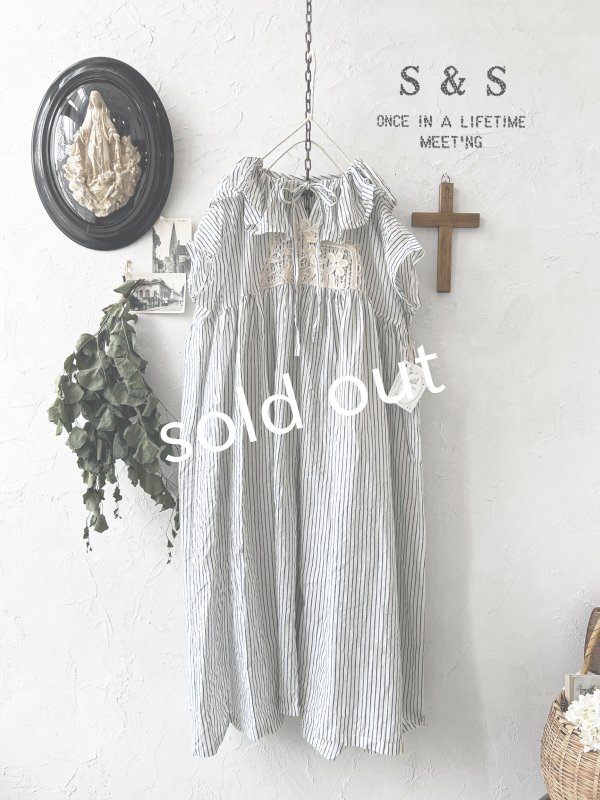 画像1: shizuka's/アンティークレースのフリル襟フレンチワンピース・B (1)