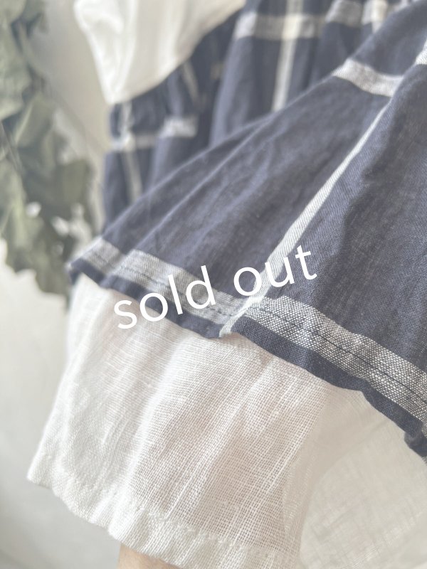 画像3: shizuka's/フレンチ袖レイヤードブラウス・ネイビーチェック (3)