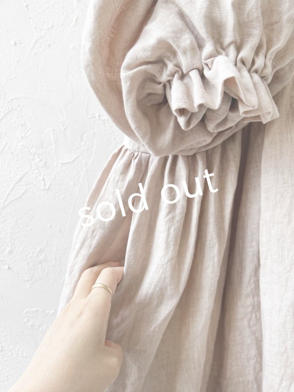 画像7: pollenbienco/アンティークレースのギャザーワンピース・ピンクベージュA (7)