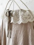 画像10: pollenbienco/アンティークレースのギャザーワンピース・ピンクベージュC (10)