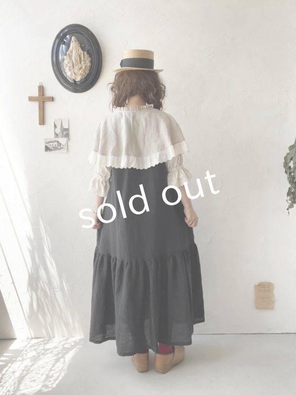 画像17: kosatofuku/フリルケープ付のリネンローギャザーワンピース・黒 (17)