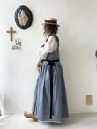 画像14: kosatofuku／フリルショルダーとプリーツリボンのワンピース・デニム (14)