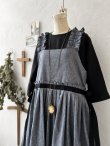 画像9: kosatofuku／フリルショルダーとプリーツリボンのワンピース・デニム (9)