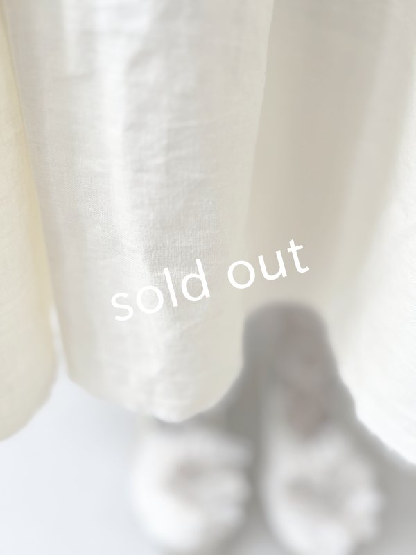 画像9: kosatofuku／フリルショルダーとプリーツリボンのワンピース・ アイボリー (9)