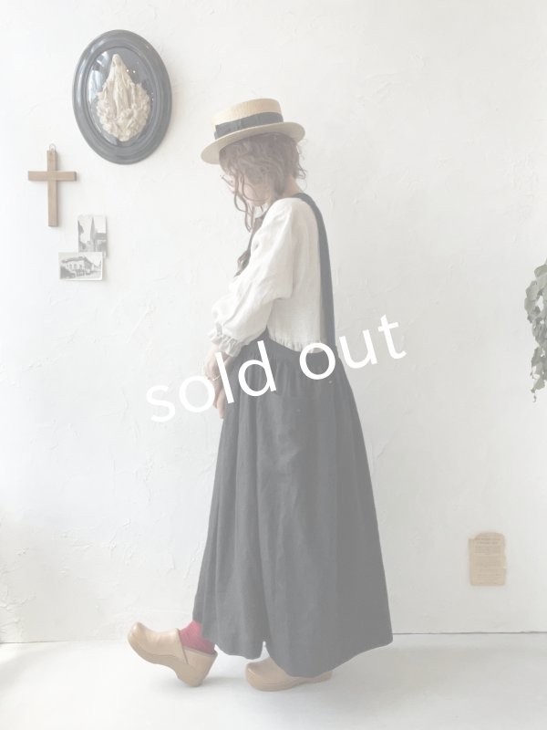 画像9: kosatofuku／ひとつボタンのエプロンギャザーワンピース・黒 (9)