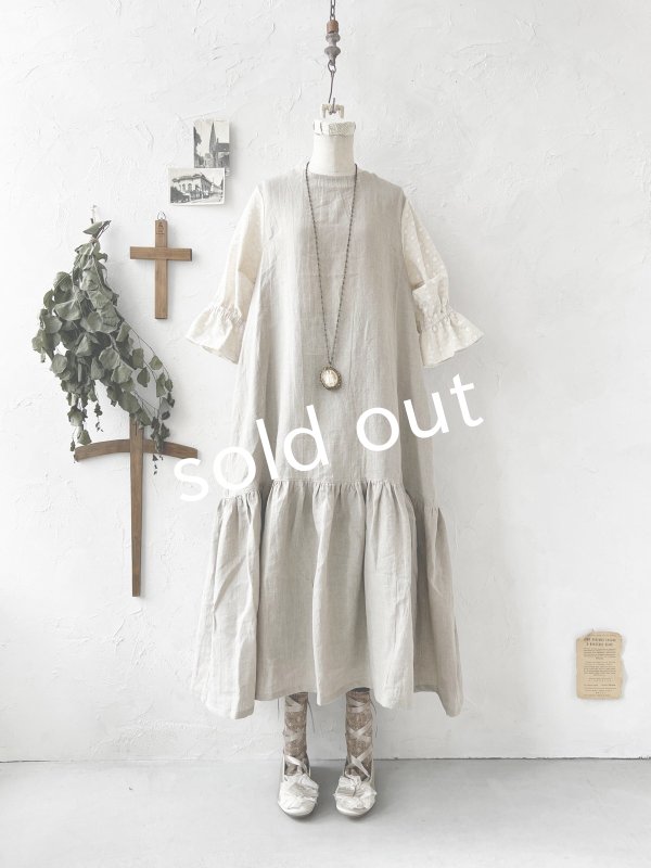 画像3: kosatofuku/フリルケープ付のリネンローギャザーワンピース・生成り (3)
