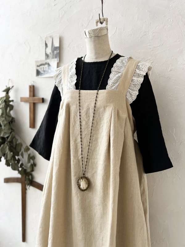 画像2: kosatofuku/レースフリルショルダーのサロペットワンピース・生成り (2)