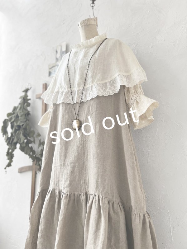 画像8: kosatofuku/フリルケープ付のリネンローギャザーワンピース・生成り (8)