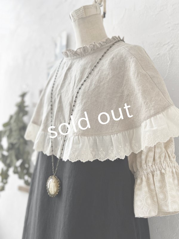 画像5: kosatofuku/フリルケープ付のリネンローギャザーワンピース・黒 (5)