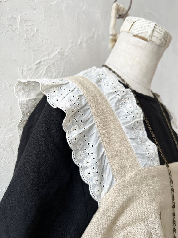 画像7: kosatofuku/レースフリルショルダーのサロペットワンピース・生成り (7)