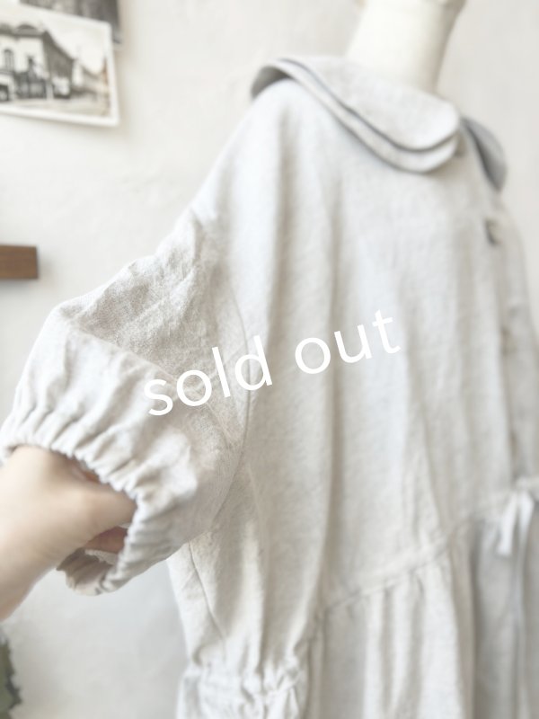 画像7: kosatofuku/二枚衿のリネンギャザーワンピース・黒 (7)