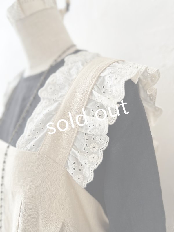 画像4: kosatofuku／レースフリルショルダーのサロペットワンピース・生成り (4)