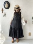 画像15: kosatofuku／フリルケープ付のリネンローギャザーワンピース・黒 (15)