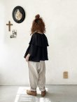 画像11: Re:born/タックテーパードパンツ・ナチュラル (11)