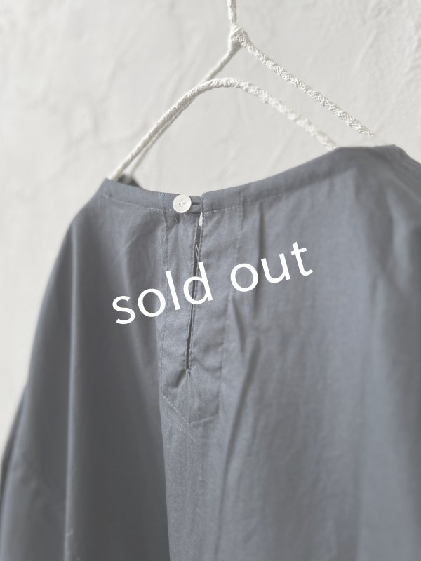 画像5: je suis comme je suis/サイドギャザーブラウス・黒 (5)