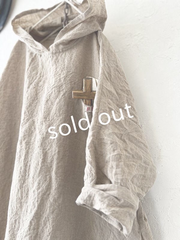 画像10: MARCHE' DE SOEUR／Ａラインフードワンピース・ベージュシャンブレー (10)