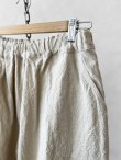 画像2: seasew.／501 キャンバス後切替コクーンパンツ・生成り (2)