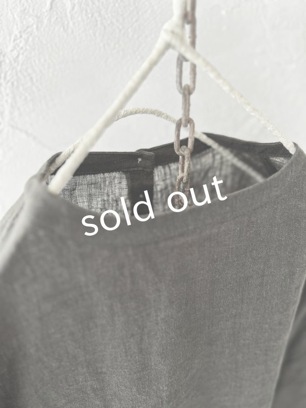 画像6: 08mab/リネンシャンブレー７分袖ブラウス・チャコール (6)