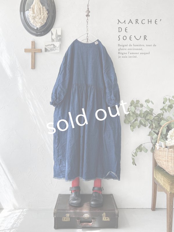 画像2: MARCHE' DE SOEUR／ギャザーワンピース・インディゴ染め (2)