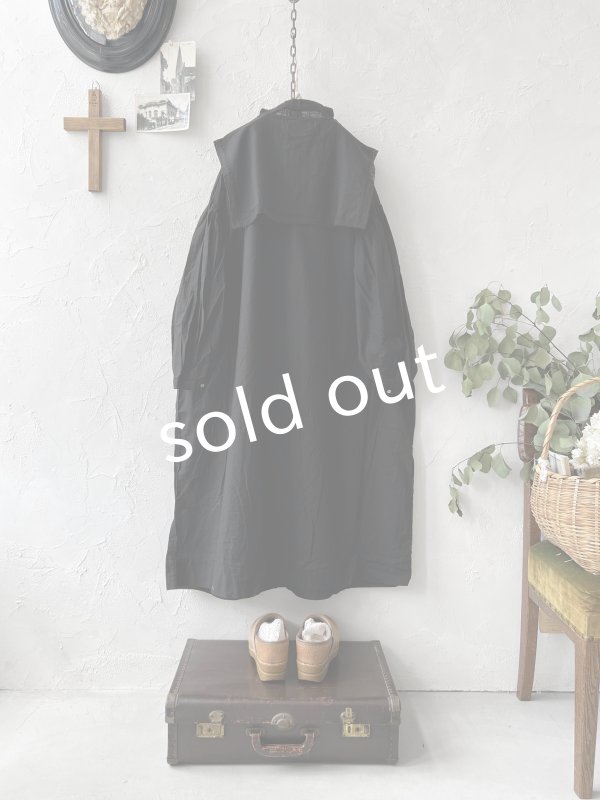 画像6: SO／ティペット付きギャザーワンピース・ブラック (6)