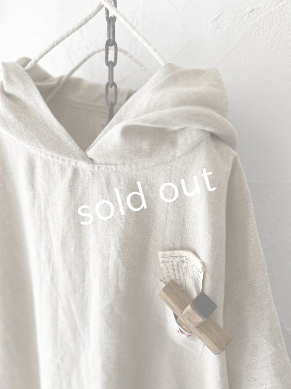 画像4: MARCHE' DE SOEUR／Ａラインフードワンピース・生成り (4)